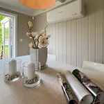 3 Bedroom Beautiful In *