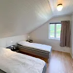 3 Bedroom Beautiful In 륑달